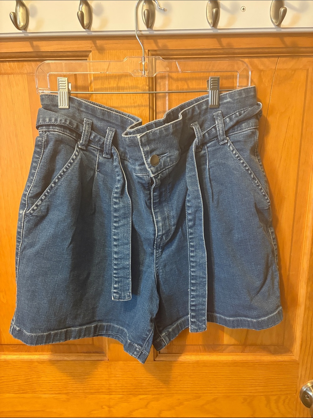a.n.a High-Waist Paperbag Denim Shorts in Blue